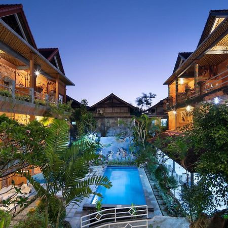 Hotel Lumbung Sari Legian Екстер'єр фото